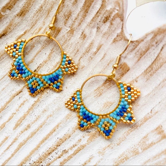 cocoscalicloset Jewelry - 2/$25 Blue Gold Seed Pearl Earrings NWT